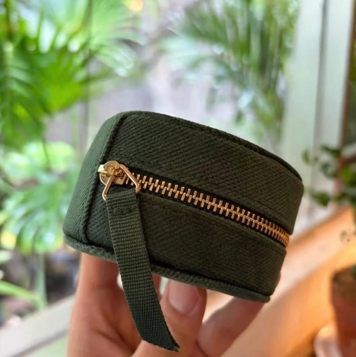 Gucci mini pouch