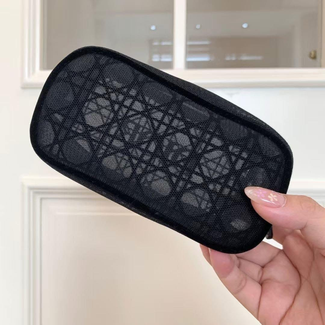 Dior beauty pouch