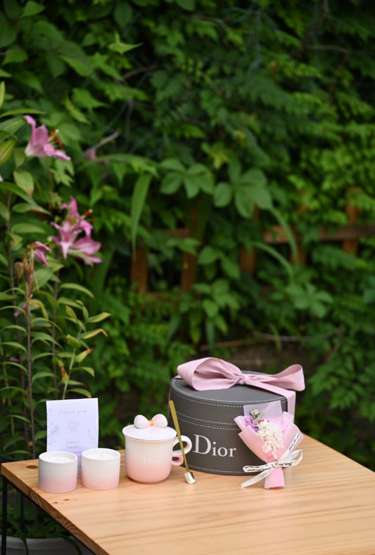 Gift set Tea cup and Candle