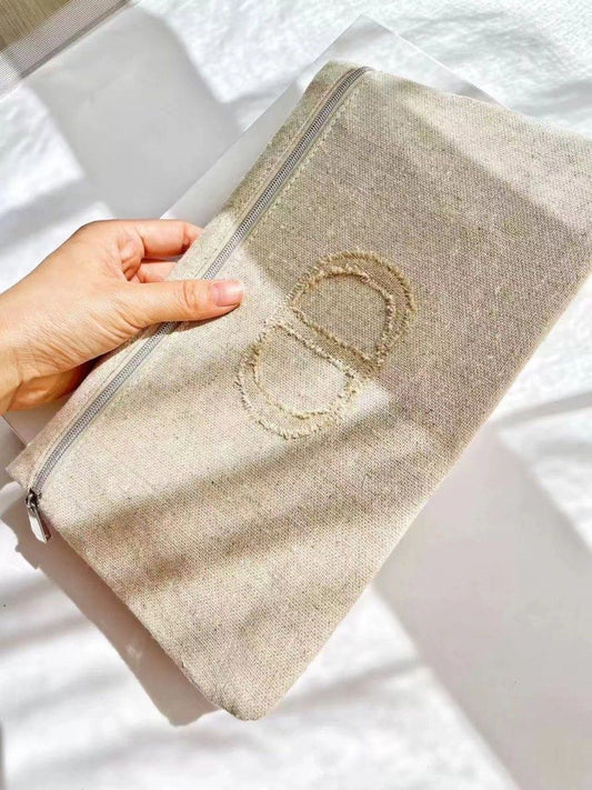 Dior pouch
