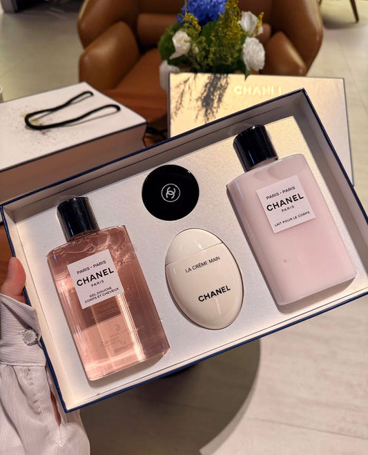 Chanel set