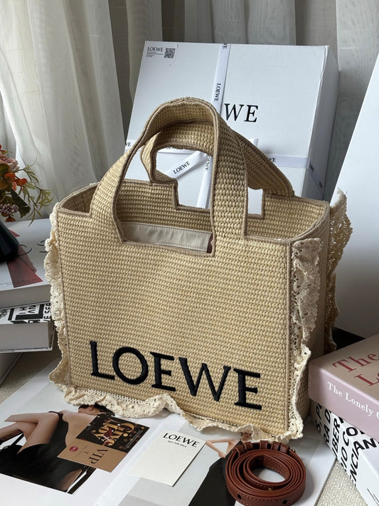Loewe tote