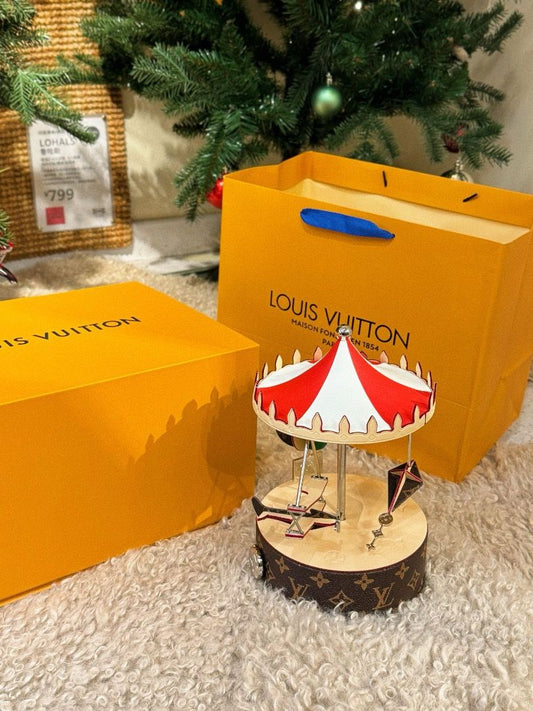 LV Carousel