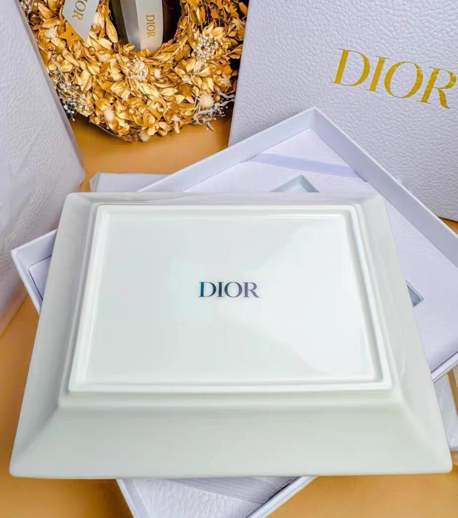 Dior ceramic plate/jewlery tray