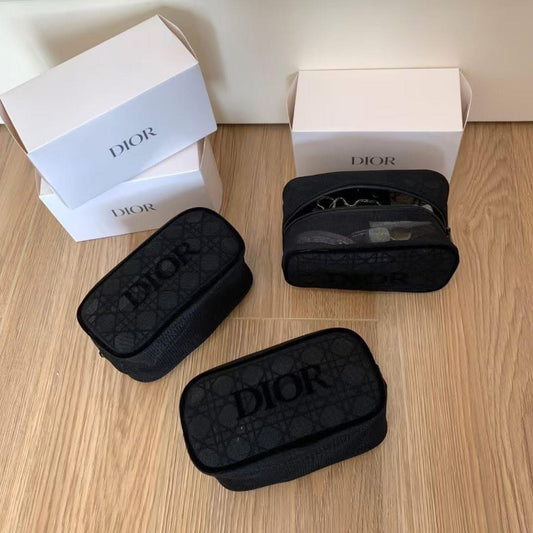 Dior beauty pouch