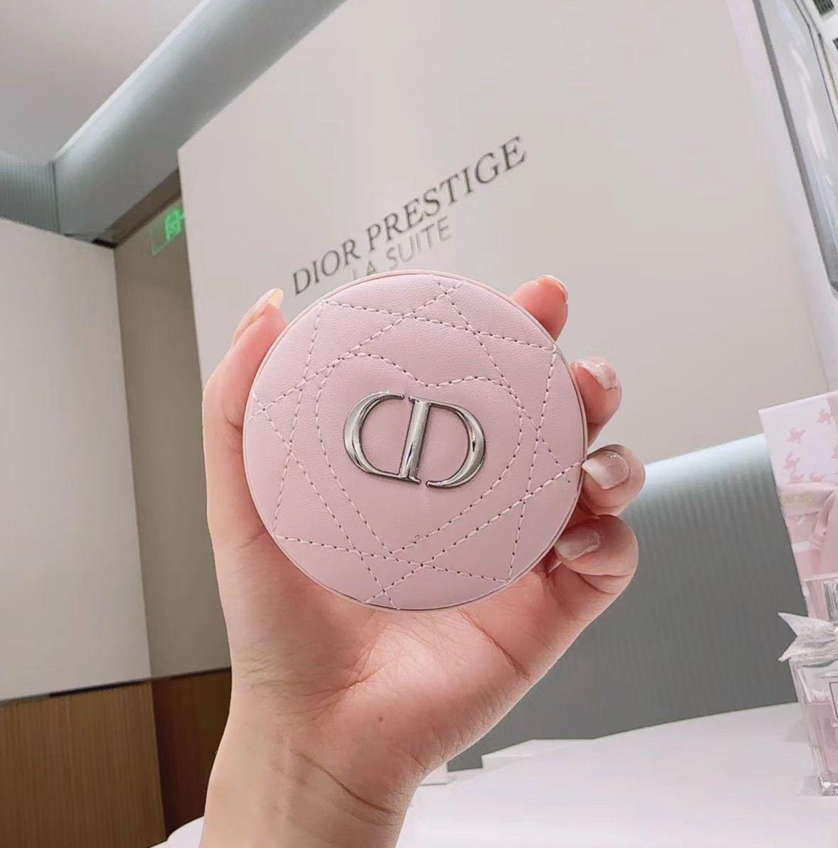 Dior Mirror