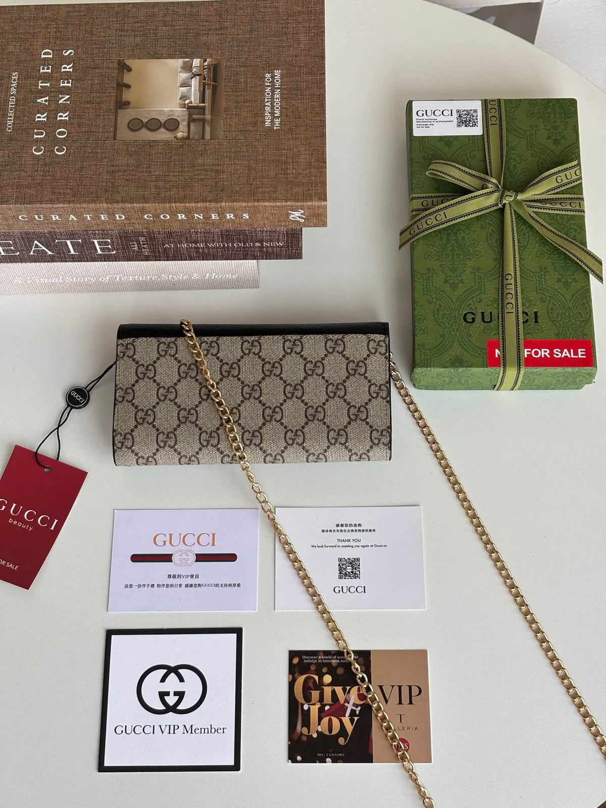 Gucci wallet on chain