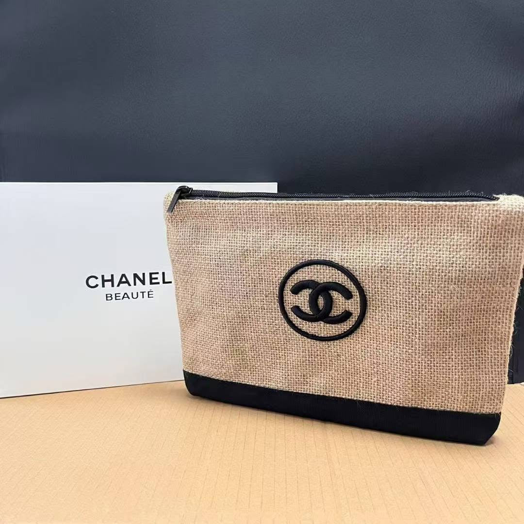 Chanel rafia pouch