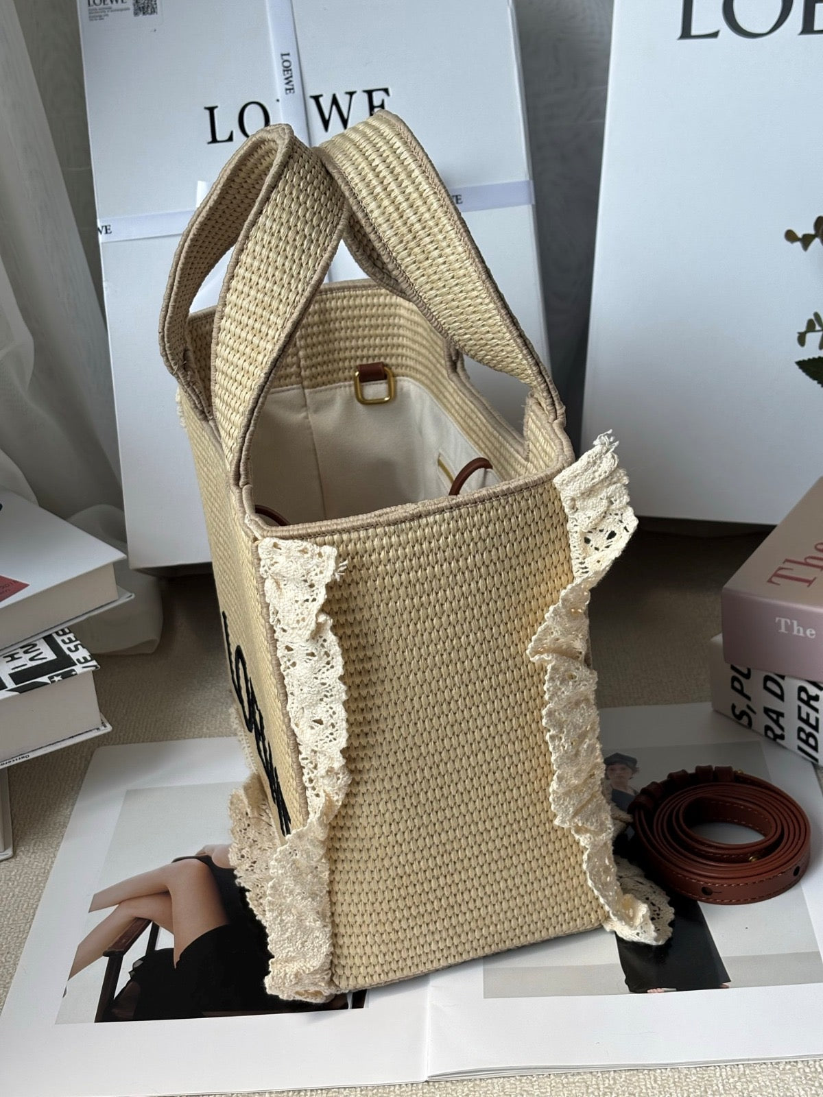 Loewe tote