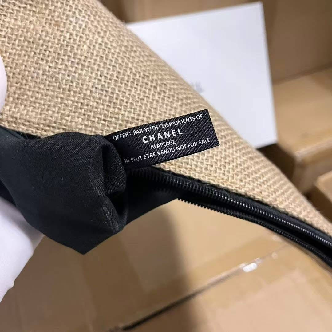 Chanel rafia pouch