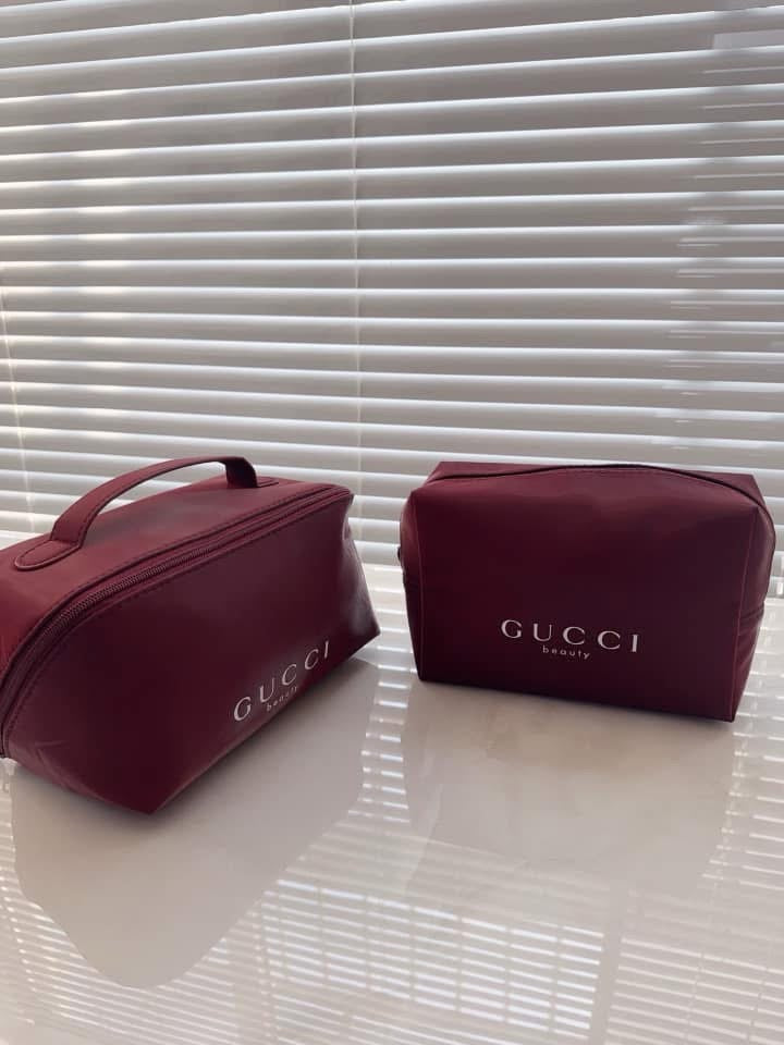 Gucci burgundy pouch