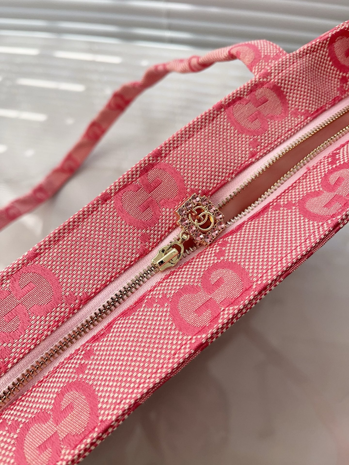 Gucci tote
