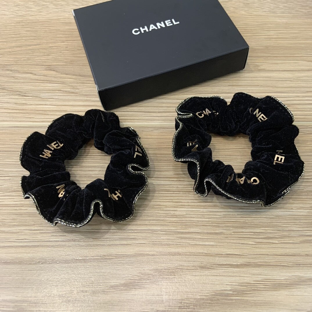 Chanel hair accesory