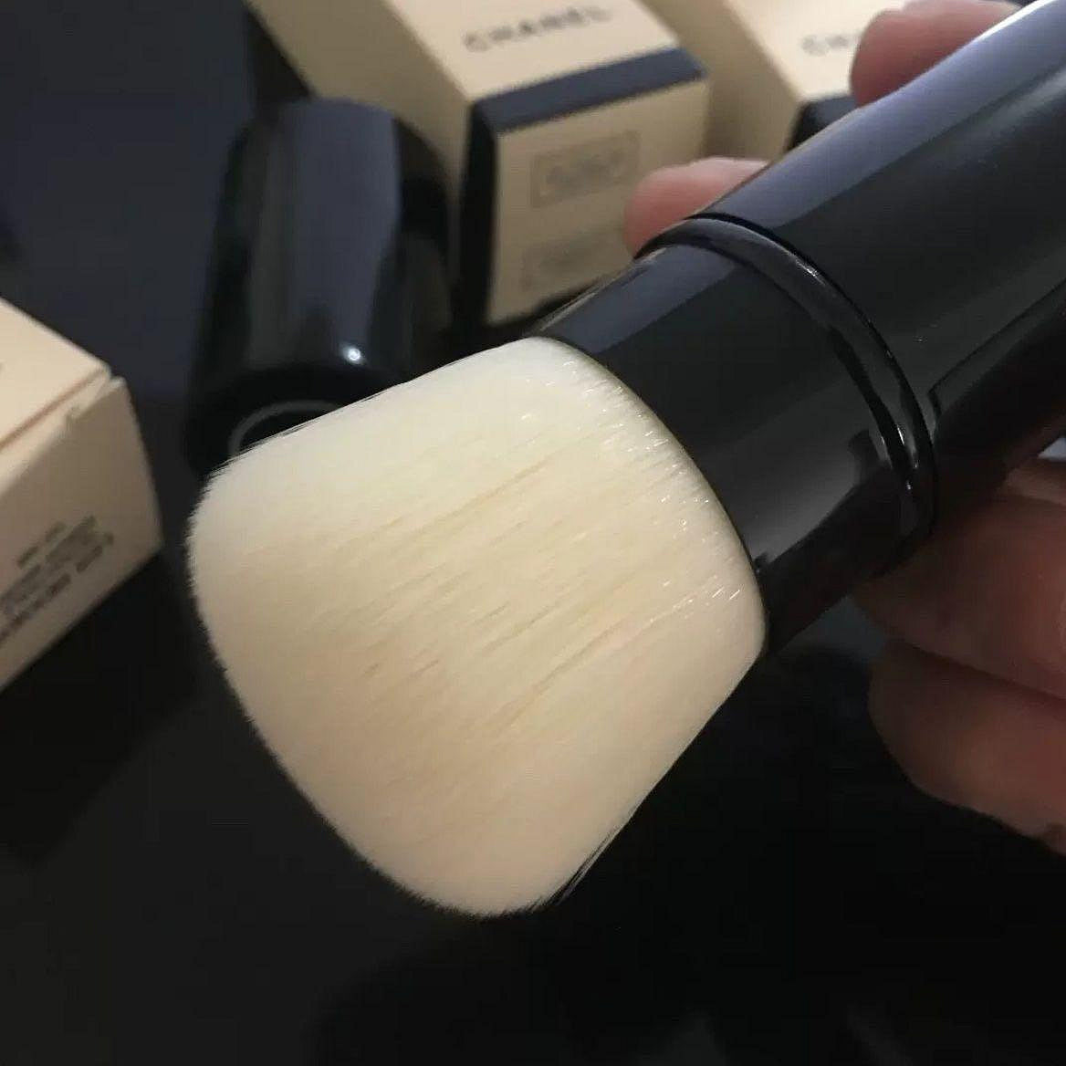 Chanel Brush