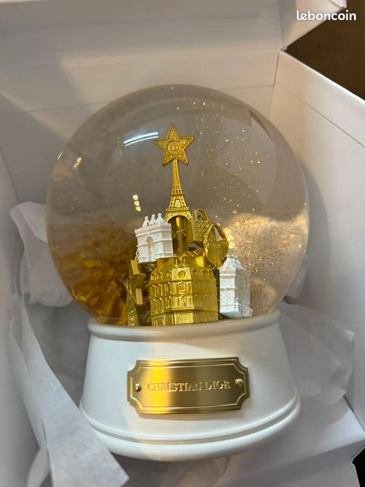 Dior Globe