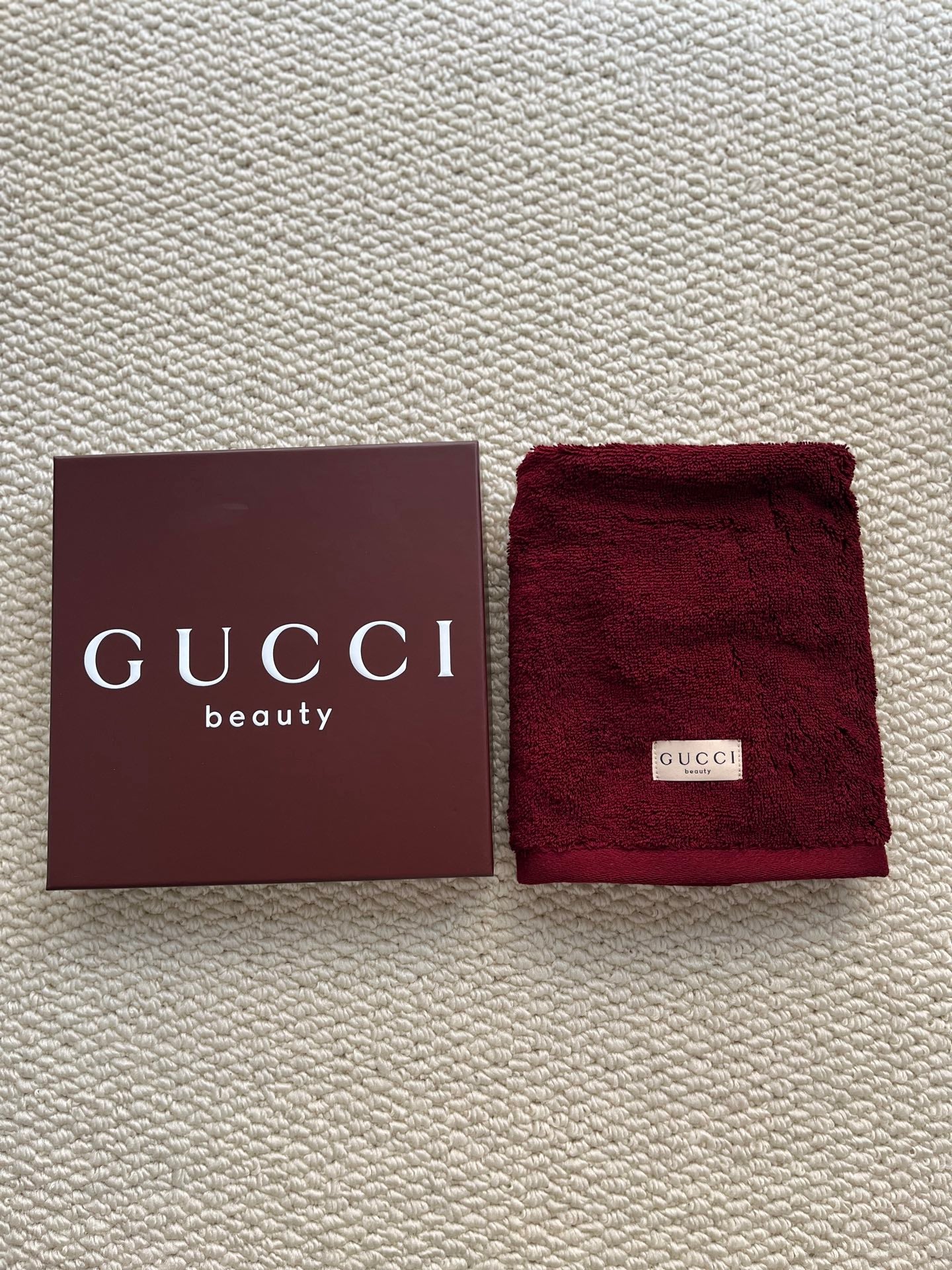 Gucci towel