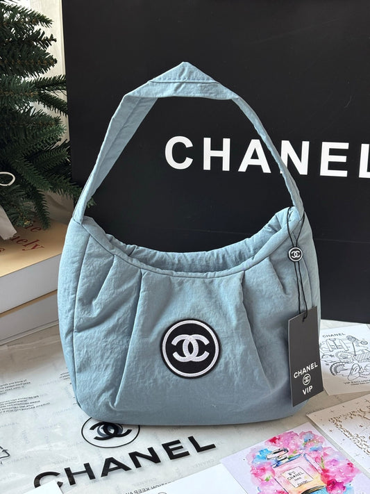Chanel exclusive gift