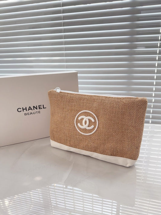 Chanel rafia pouch