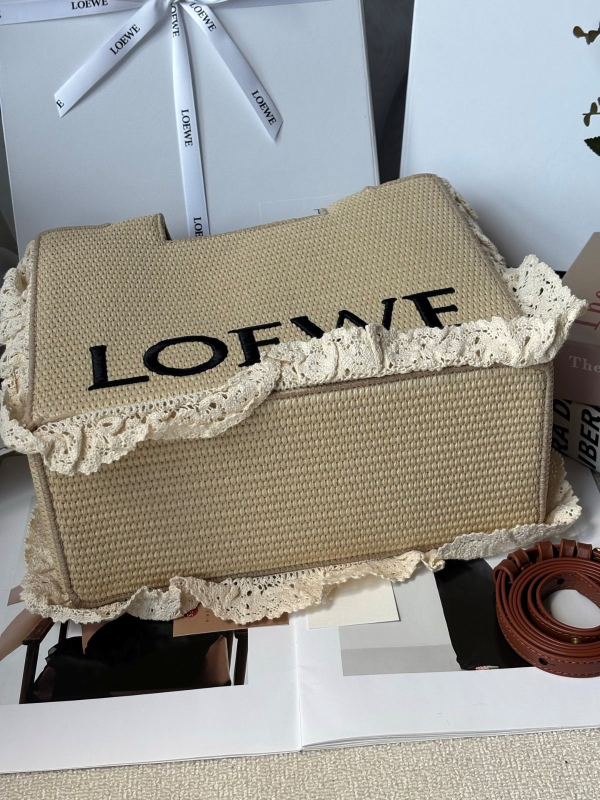 Loewe tote