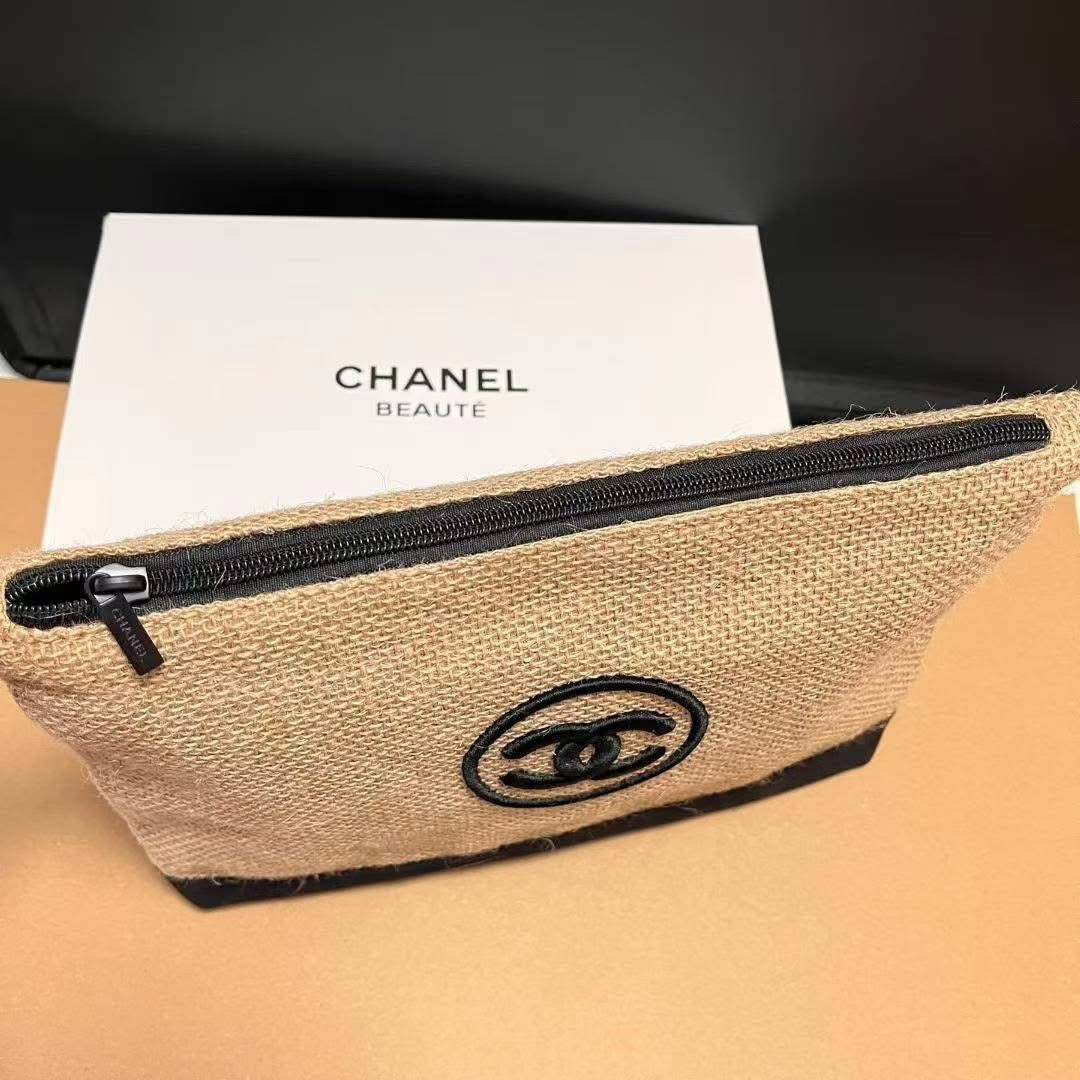 Chanel rafia pouch