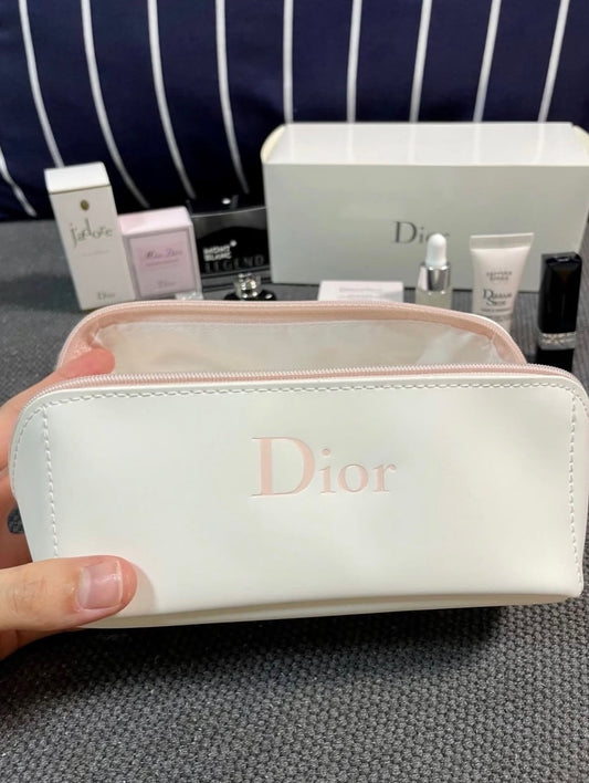 Dior pouch