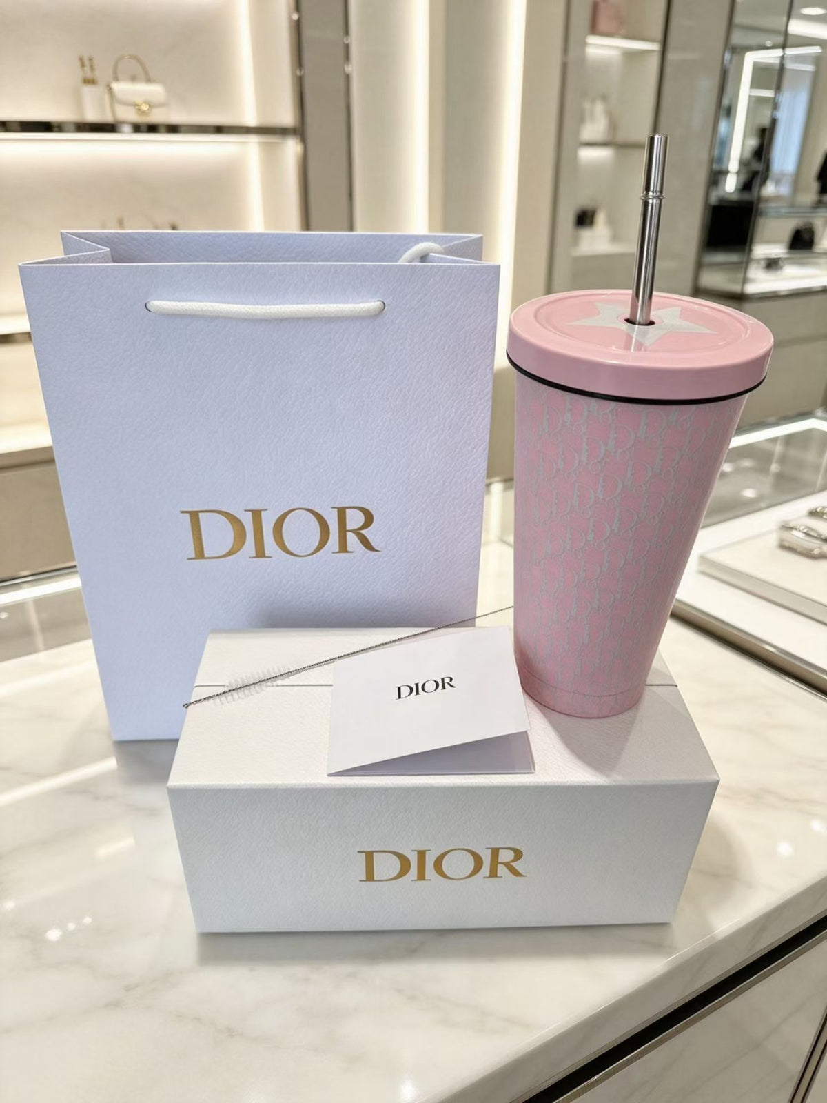 Dior cup