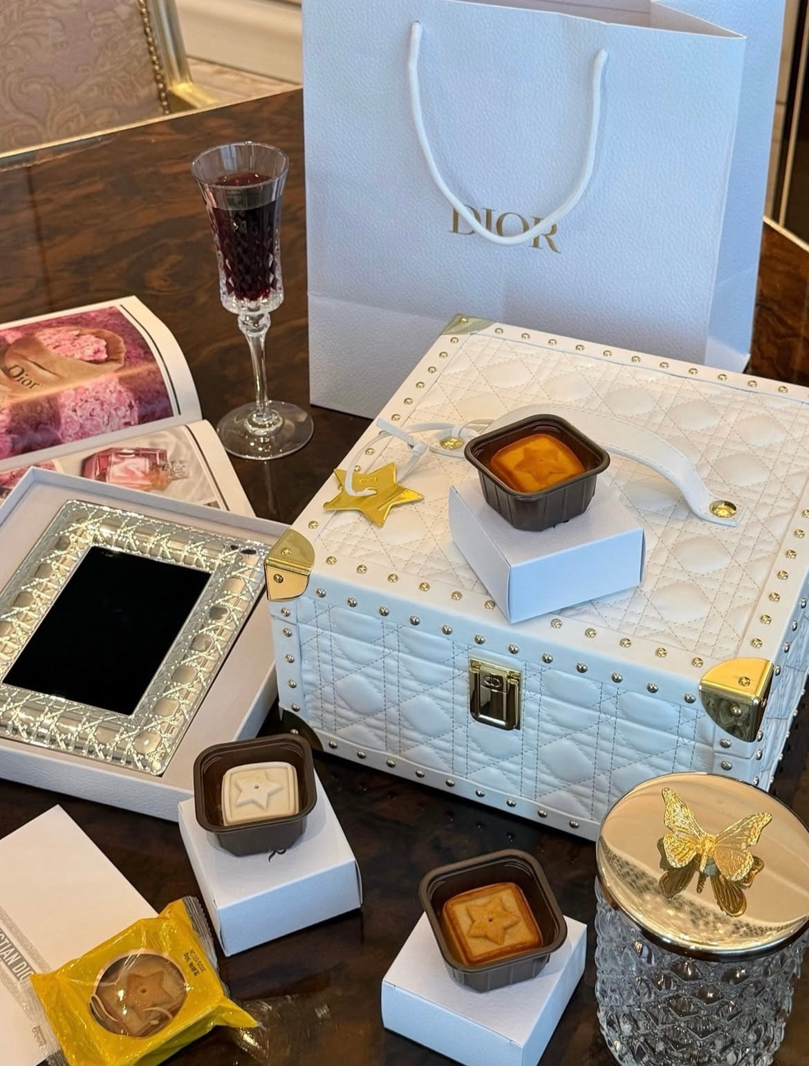 Dior VVIP gift box and frame