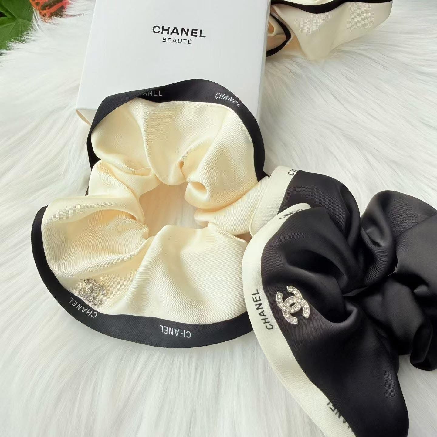 Hair Scrunchie Set