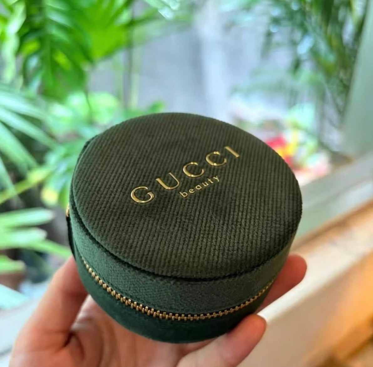 Gucci mini pouch