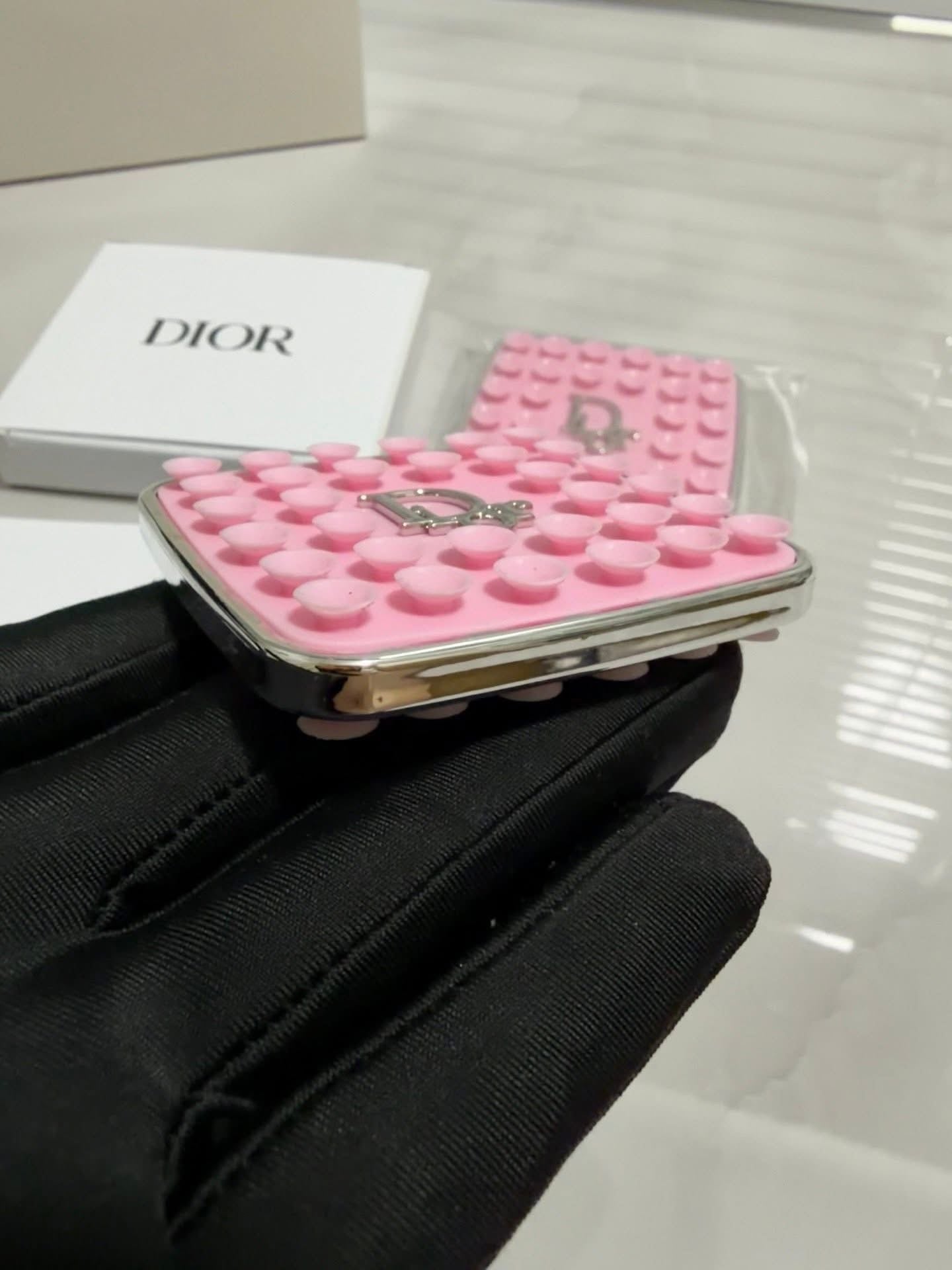 Dior Gift Phone Octobuddy