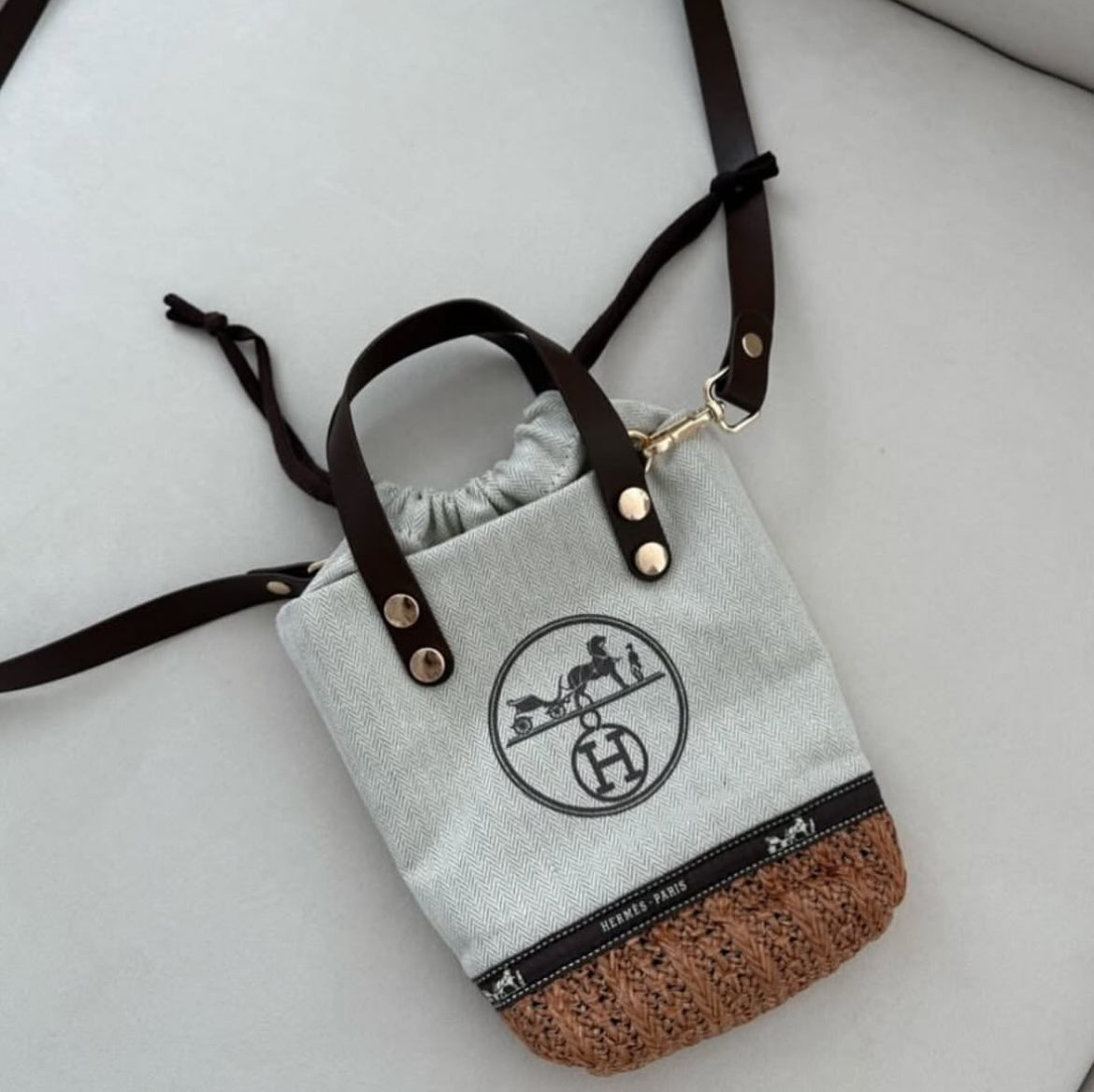 Hermes recycled dustbag