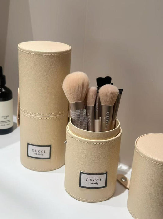 Gucci brush set