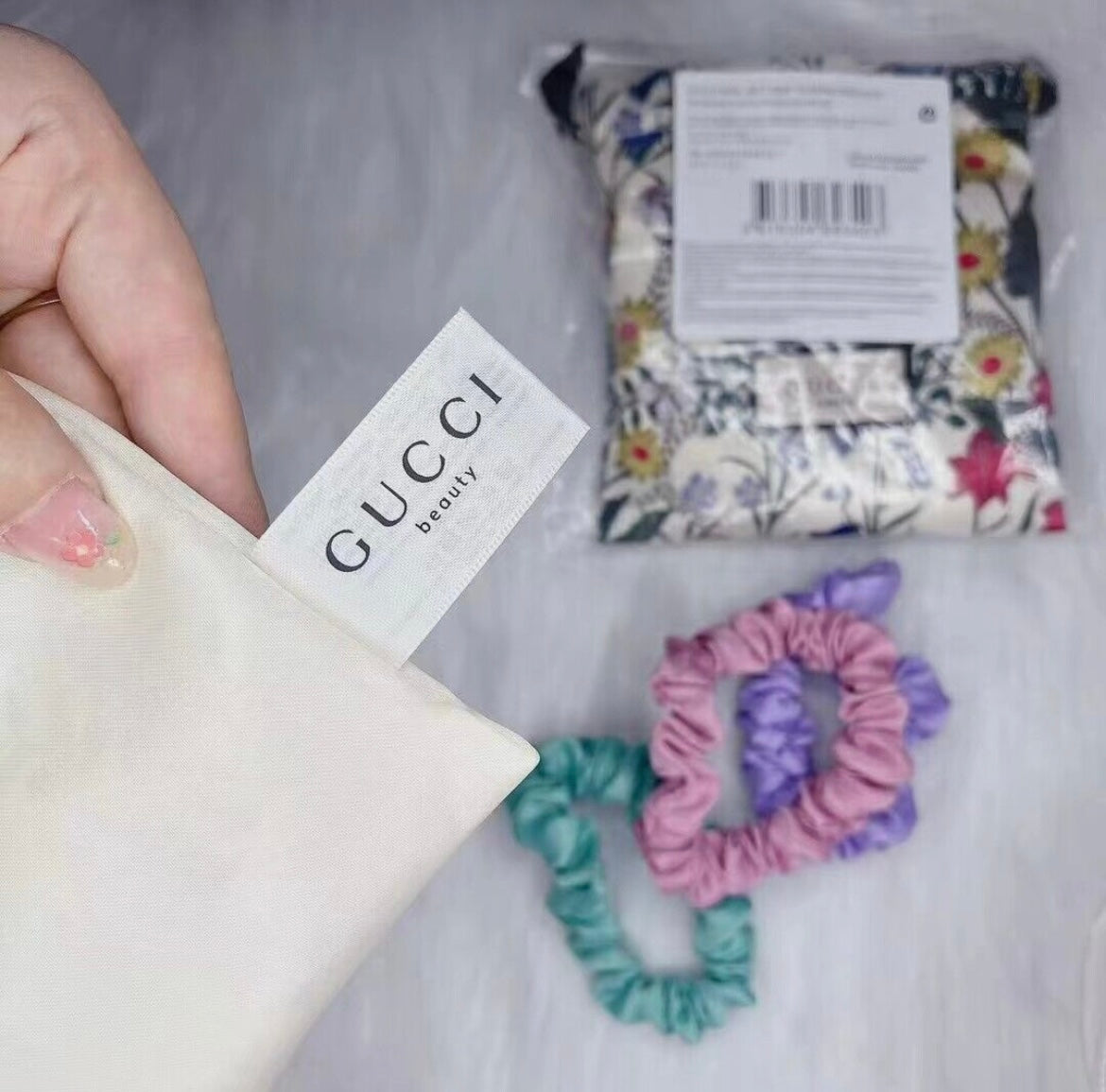 Gucci hair set