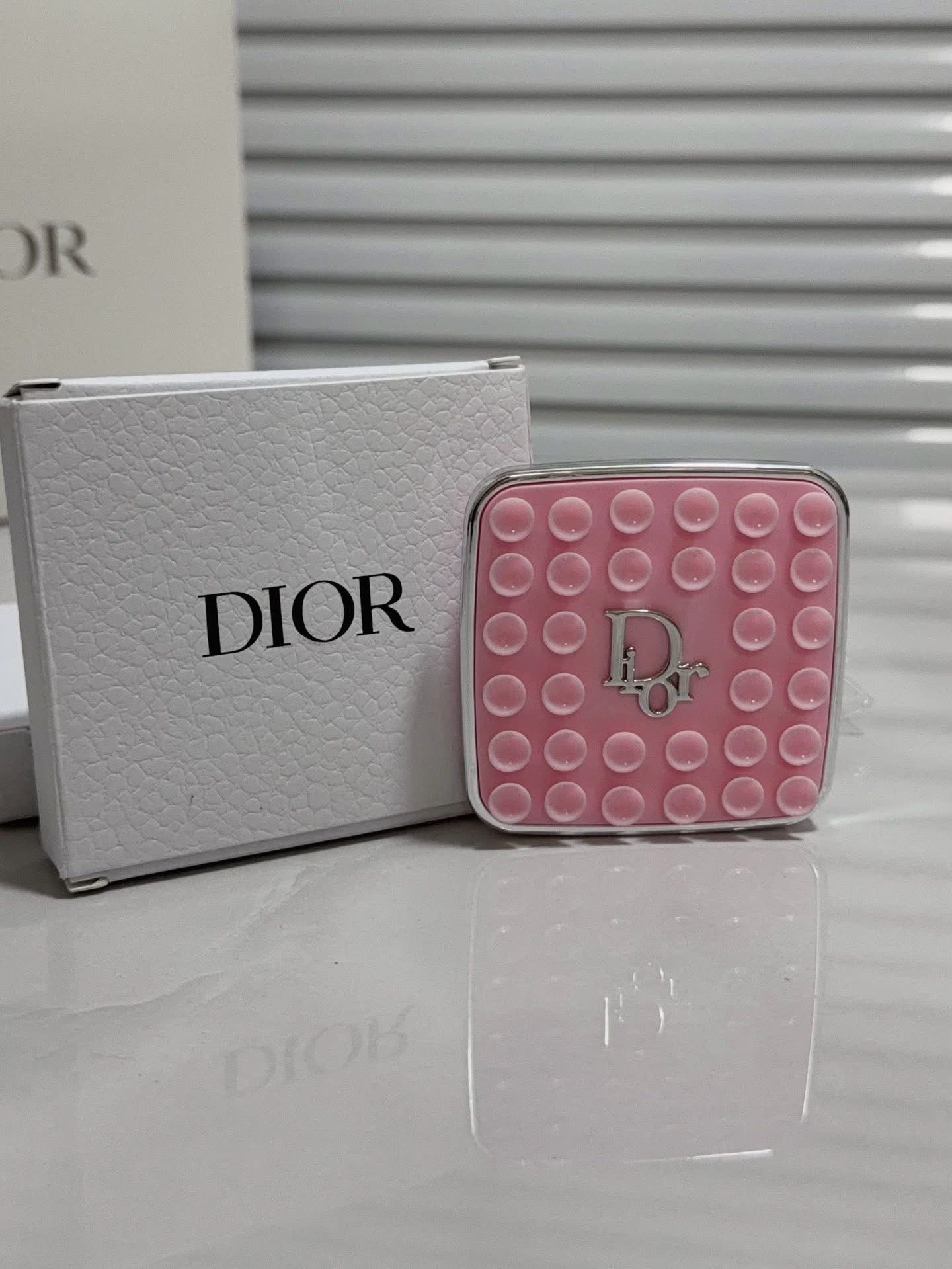 Dior Gift Phone Octobuddy
