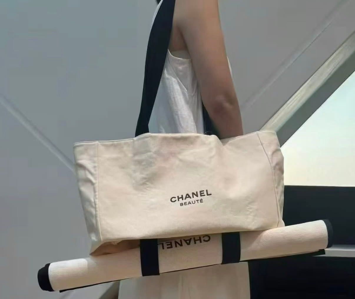 Chanel Picnic Set