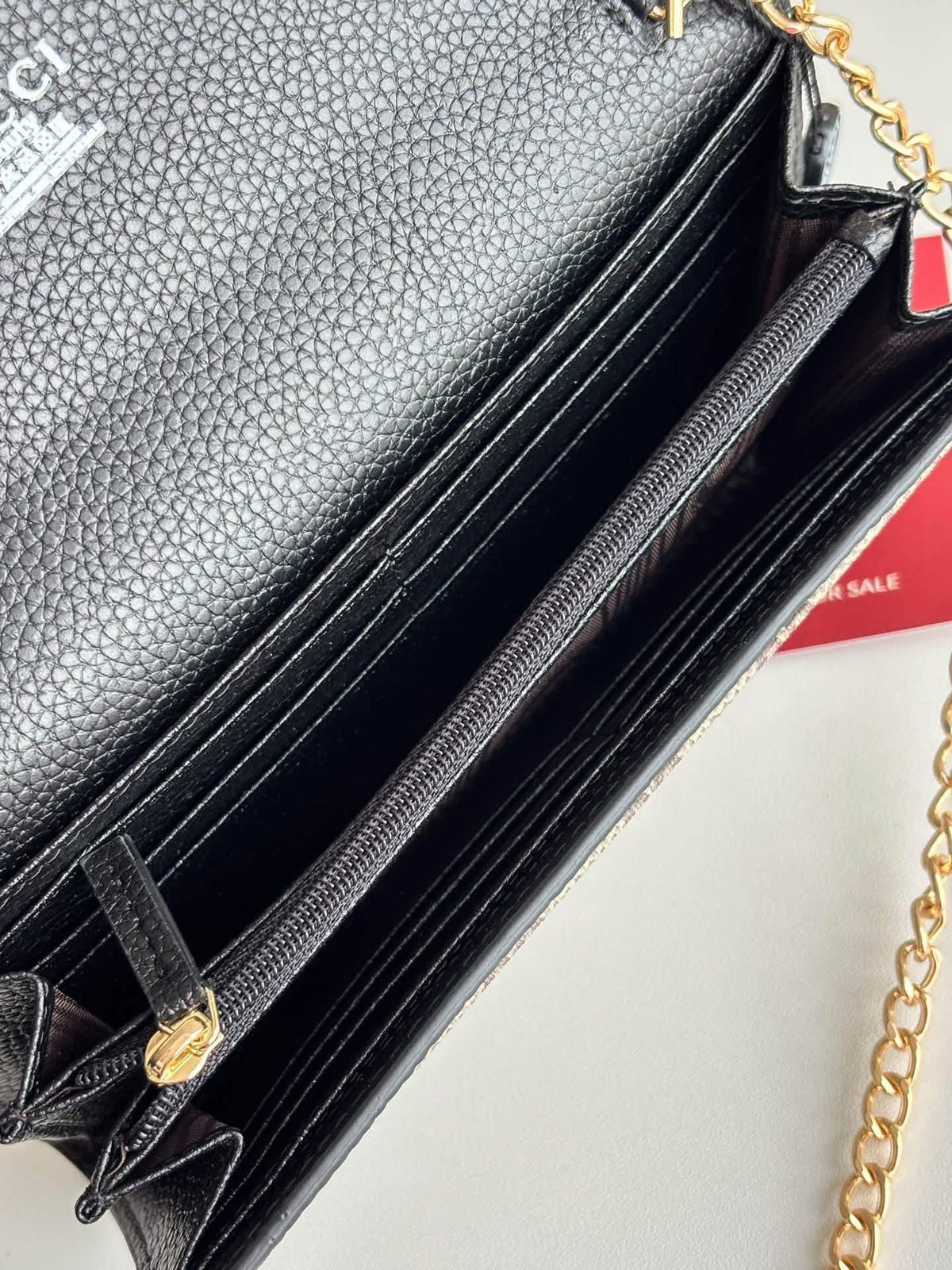 Gucci wallet on chain