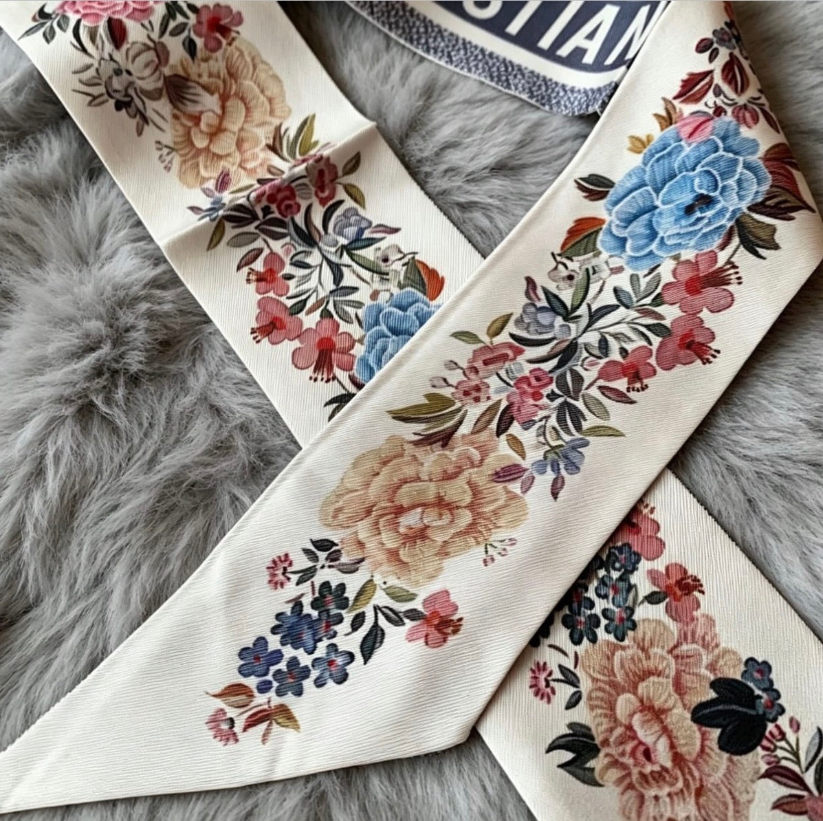 Dior scarf
