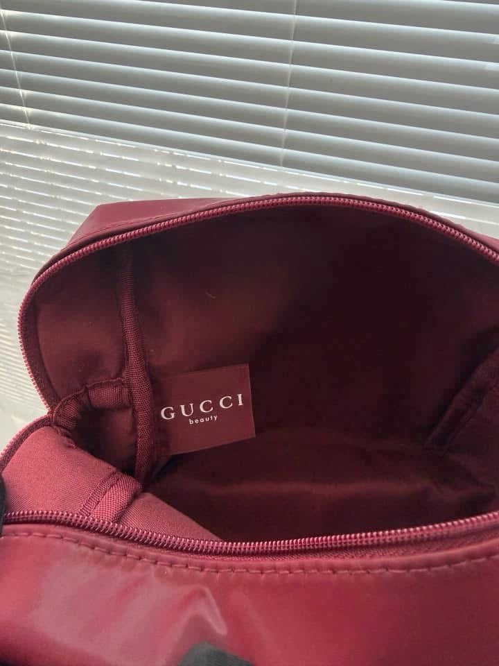 Gucci burgundy pouch