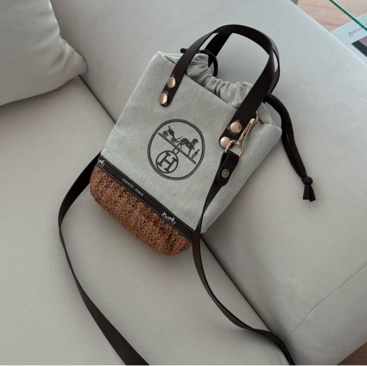 Hermes recycled dustbag